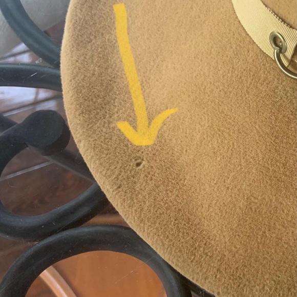 Jean’s Hat - Picture 5 of 7